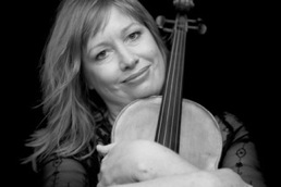 Deborah Lander performs in Bundeena