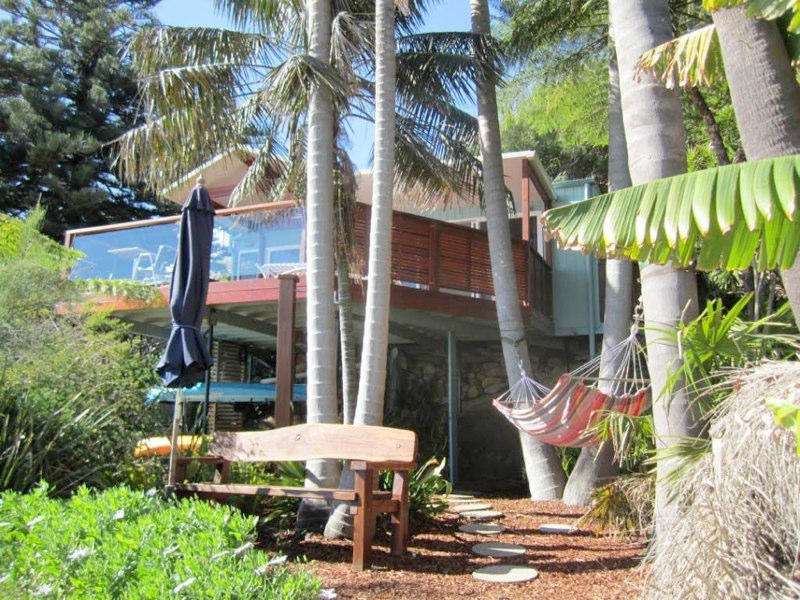 Bundeena Beach Hut